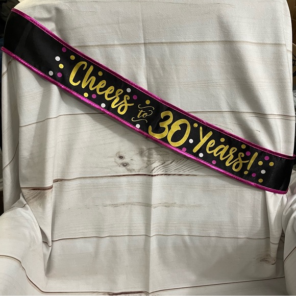 (10 Piece) 30th Birthday Pink & Gold Decorations - Picture 3 of 15